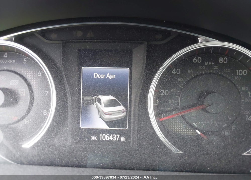 2016 TOYOTA CAMRY SE VIN: 4T1BF1FK8GU601807