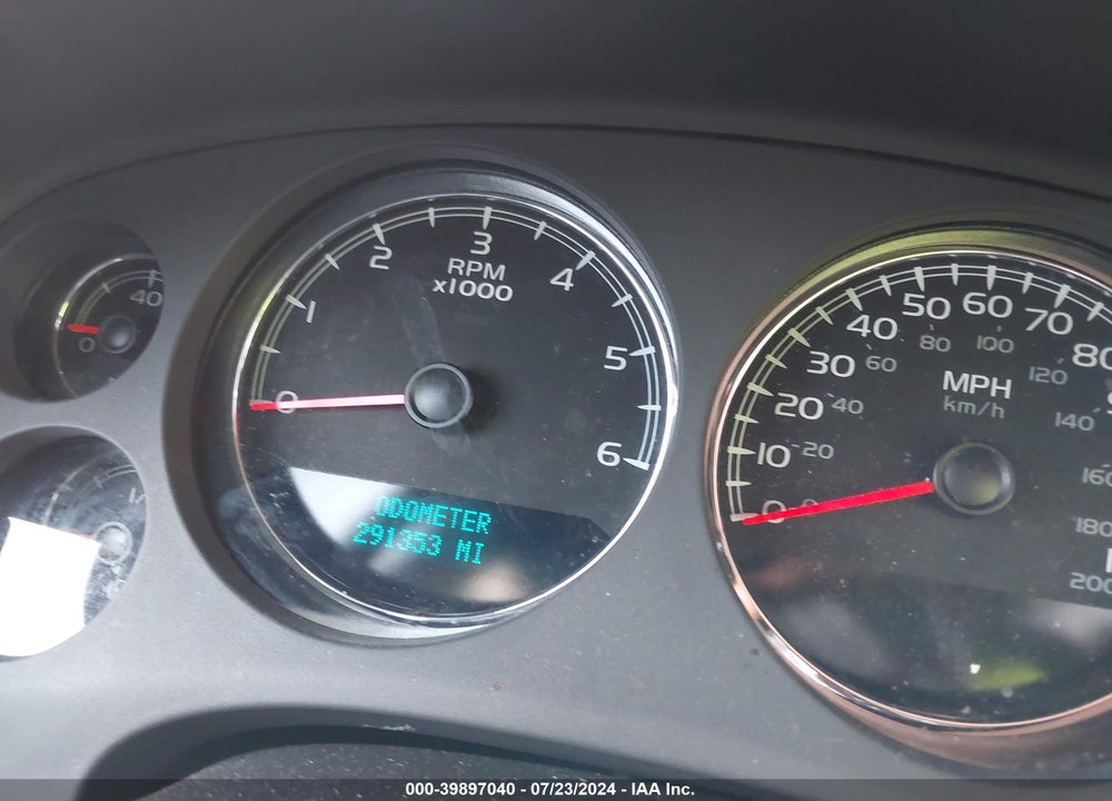 2008 CHEVROLET TAHOE LS VIN: 1GNFC13C08R190619