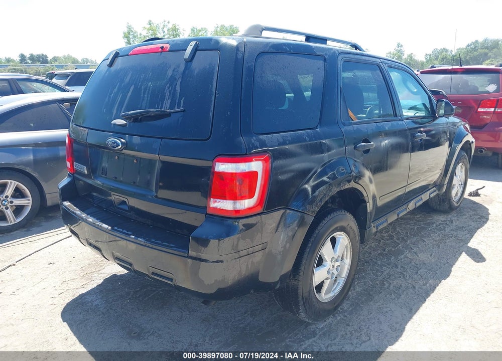 2011 FORD ESCAPE VIN: 1FMCU0D70BKB11742