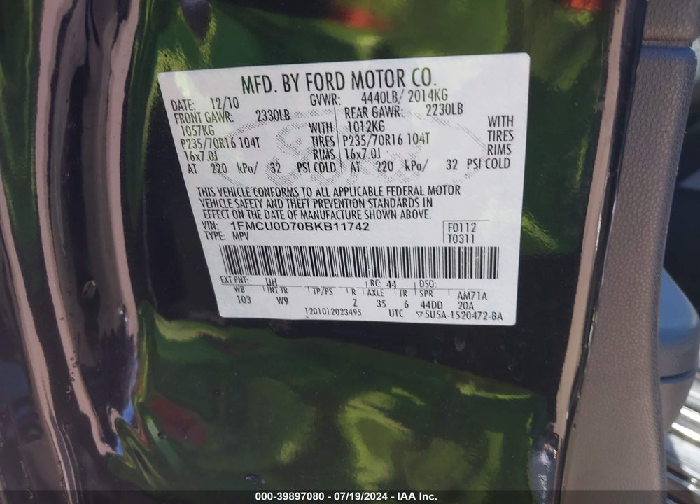 2011 FORD ESCAPE VIN: 1FMCU0D70BKB11742
