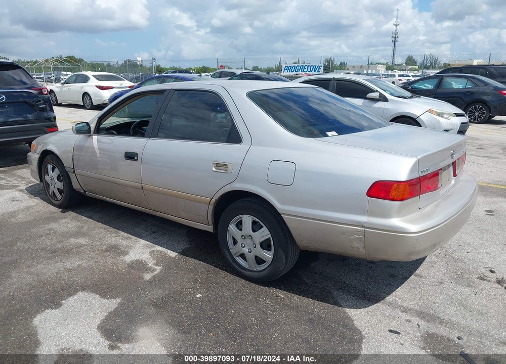 2001 TOYOTA CAMRY CE VIN: 4T1BG22K41U098678