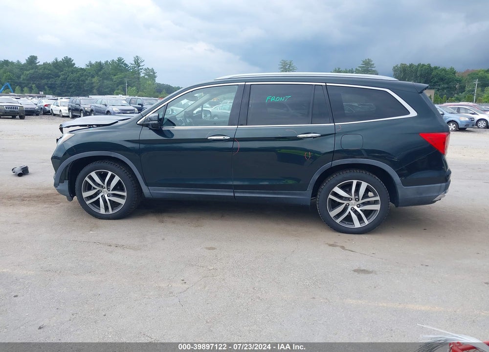 2017 HONDA PILOT TOURING VIN: 5FNYF5H9XHB005897