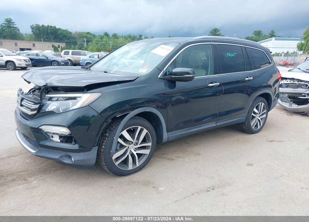 2017 HONDA PILOT TOURING VIN: 5FNYF5H9XHB005897