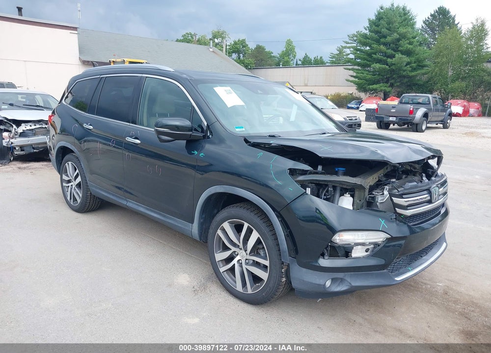 2017 HONDA PILOT TOURING VIN: 5FNYF5H9XHB005897