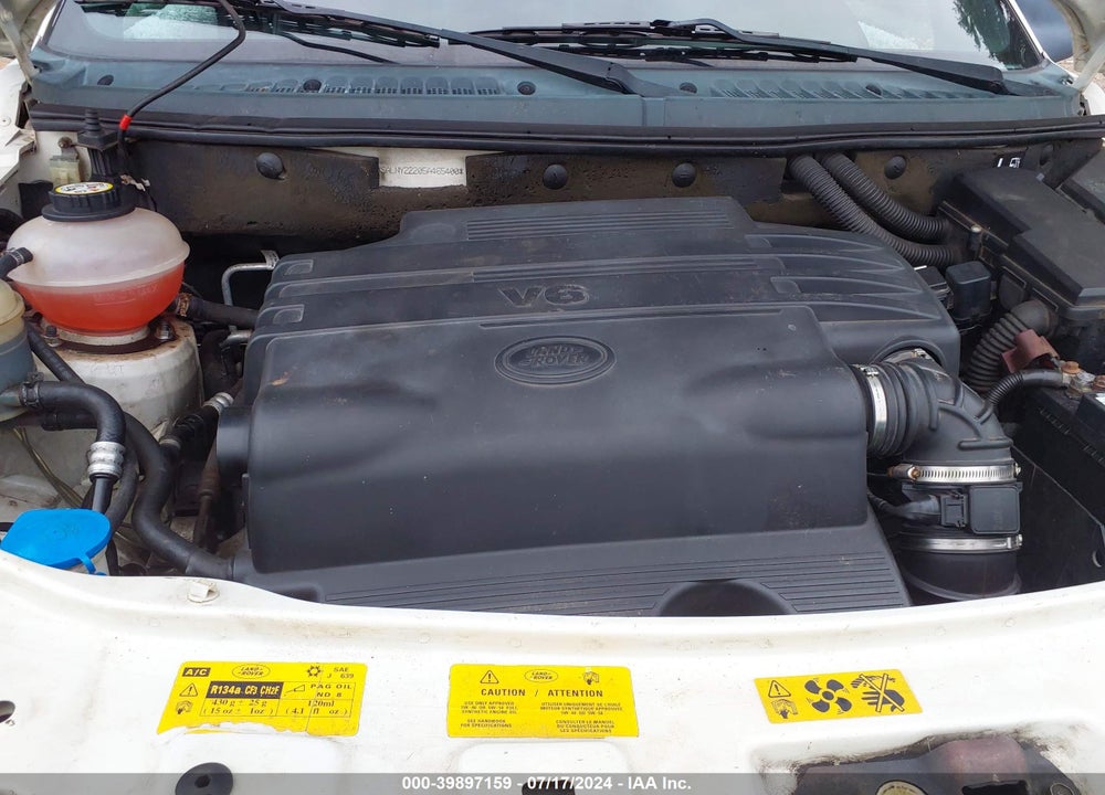 2005 LAND ROVER FREELANDER SE VIN: SALNY22205A465400