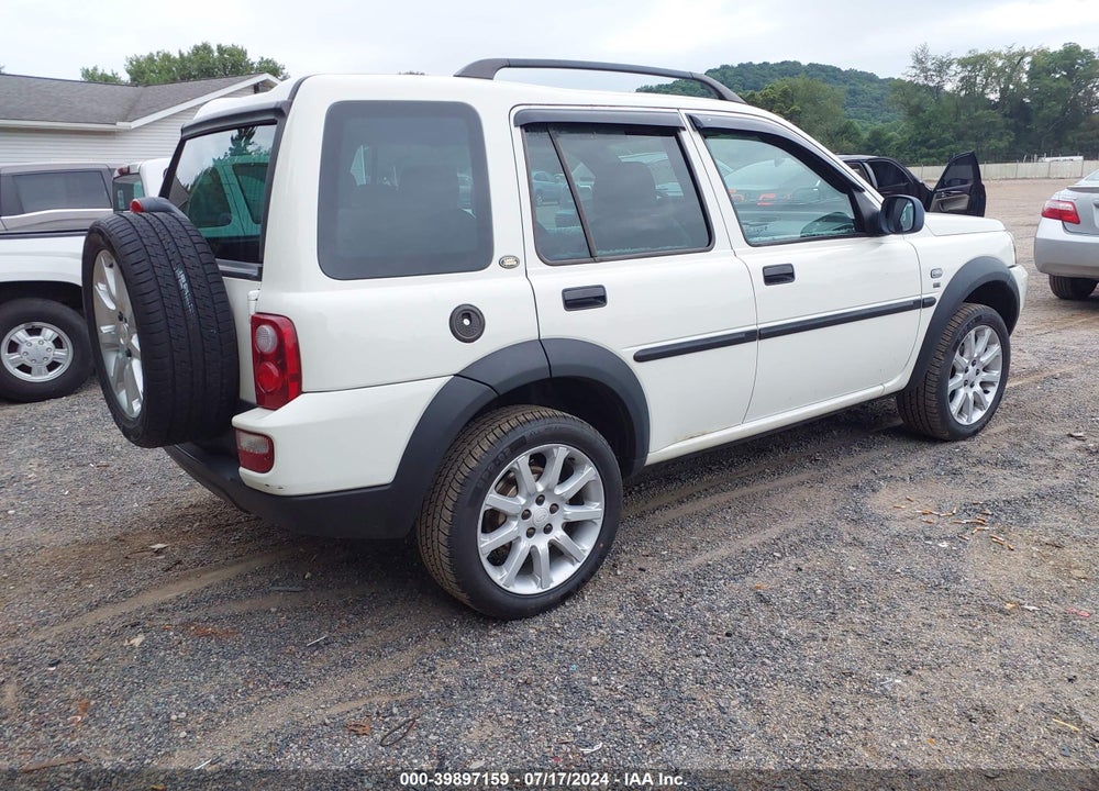 2005 LAND ROVER FREELANDER SE VIN: SALNY22205A465400