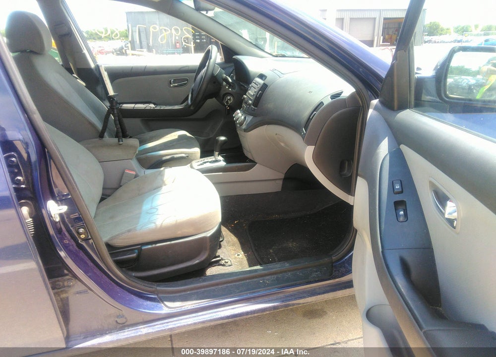 2010 HYUNDAI ELANTRA GLS VIN: KMHDU4AD4AU940628