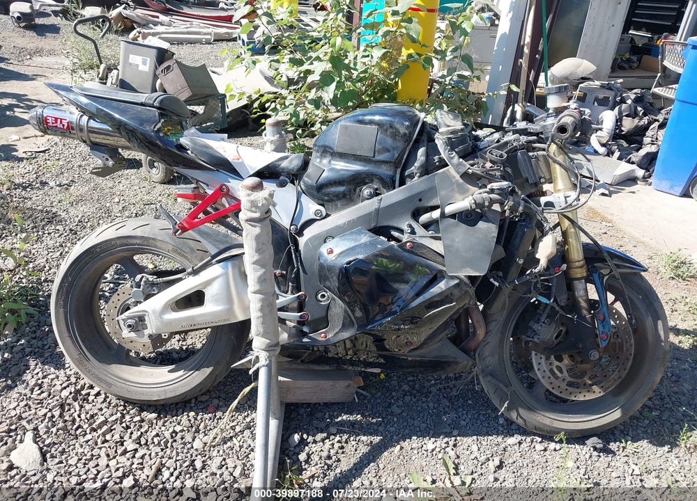 2011 HONDA CBR600 RR VIN: JH2PC4005BK400695
