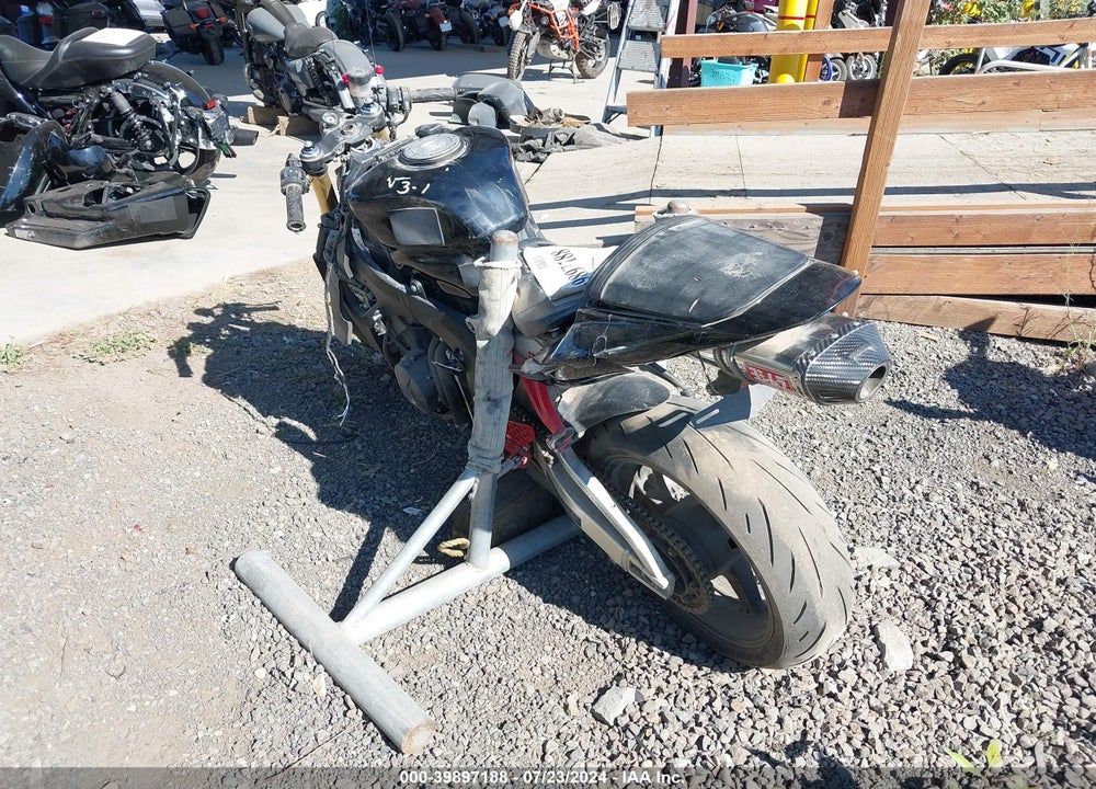 2011 HONDA CBR600 RR VIN: JH2PC4005BK400695