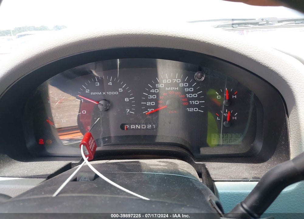 2007 FORD F-150 STX/XL/XLT VIN: 1FTRX12W77FB80353