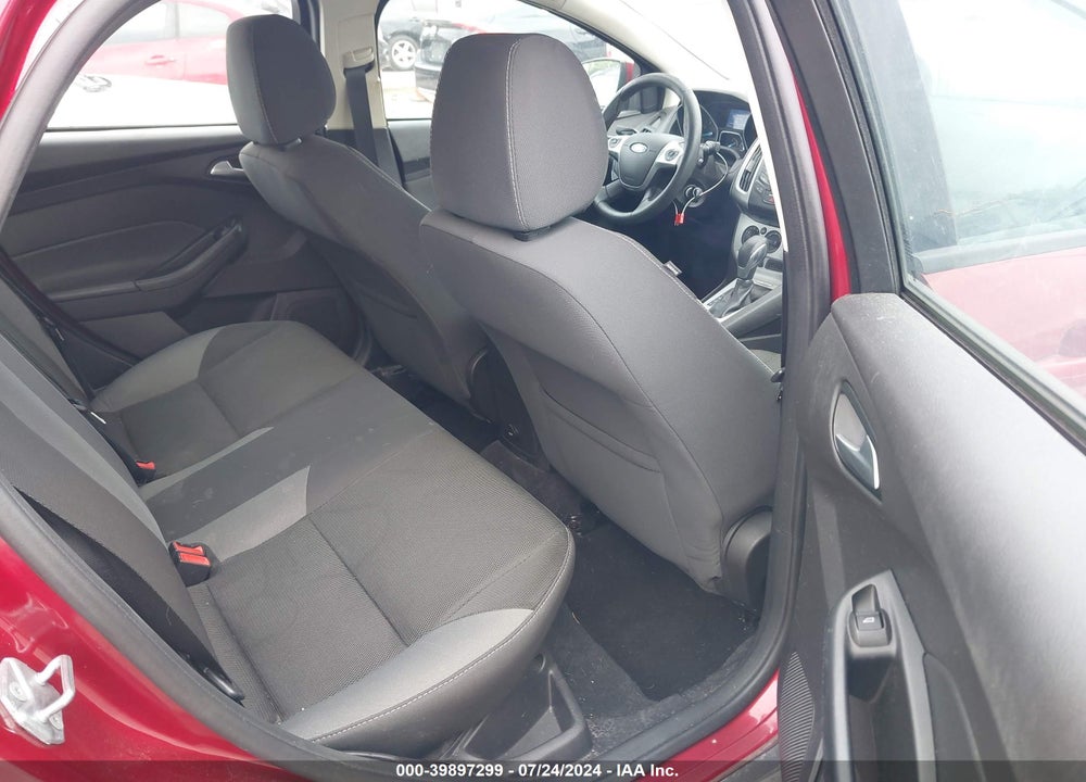 2014 FORD FOCUS SE VIN: 1FADP3F27EL122583