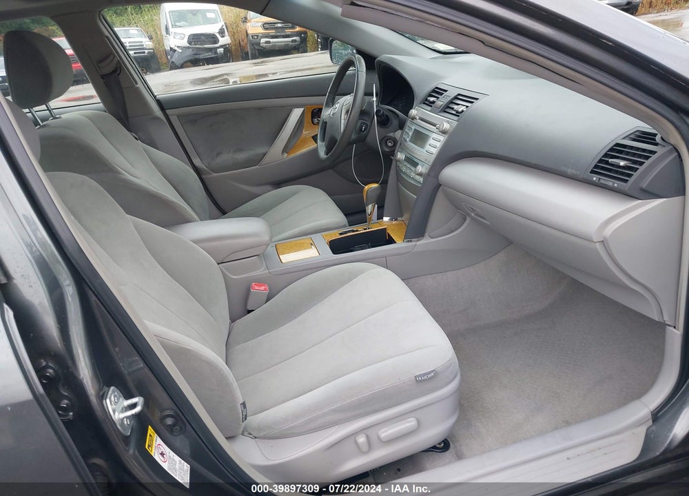 2007 TOYOTA CAMRY XLE VIN: 4T1BE46K07U069053