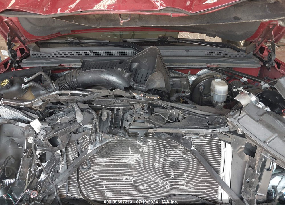 2015 CHEVROLET SUBURBAN 1500 LT VIN: 1GNSKJKC1FR167754