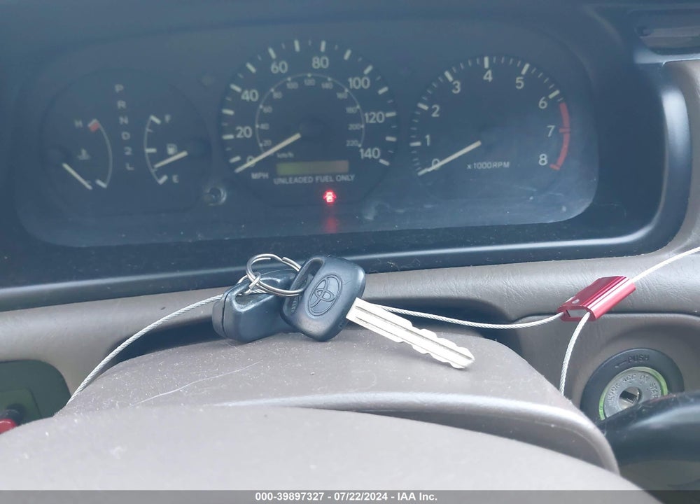 1999 TOYOTA CAMRY LE VIN: JT2BG22K9X0296699