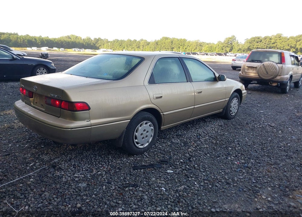1999 TOYOTA CAMRY LE VIN: JT2BG22K9X0296699