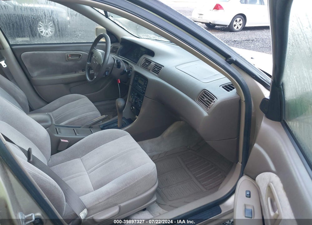 1999 TOYOTA CAMRY LE VIN: JT2BG22K9X0296699