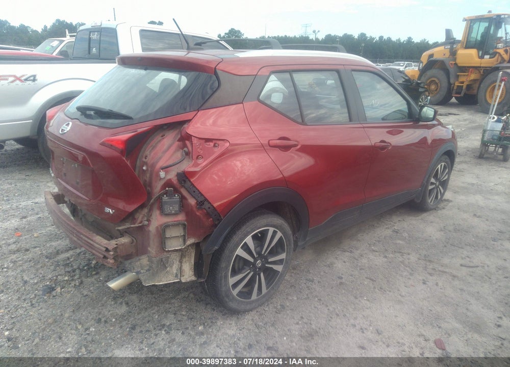 2018 NISSAN KICKS SV VIN: 3N1CP5CU3JL509334