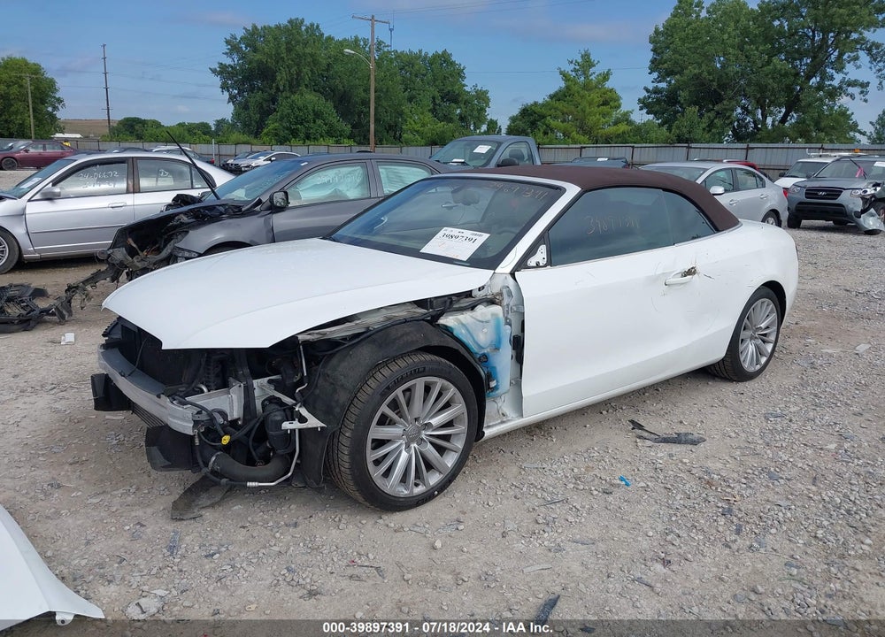 2011 AUDI A5 2.0T PREMIUM VIN: WAUJFAFH8BN019873