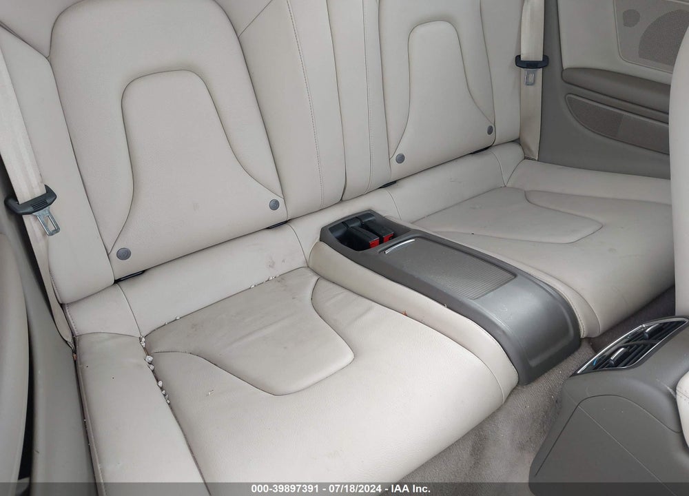 2011 AUDI A5 2.0T PREMIUM VIN: WAUJFAFH8BN019873