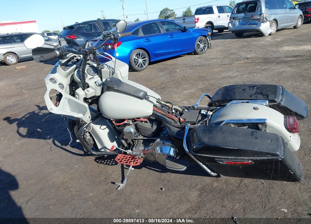 2006 HARLEY-DAVIDSON FLHTCI VIN: 1HD1FFW396Y666404