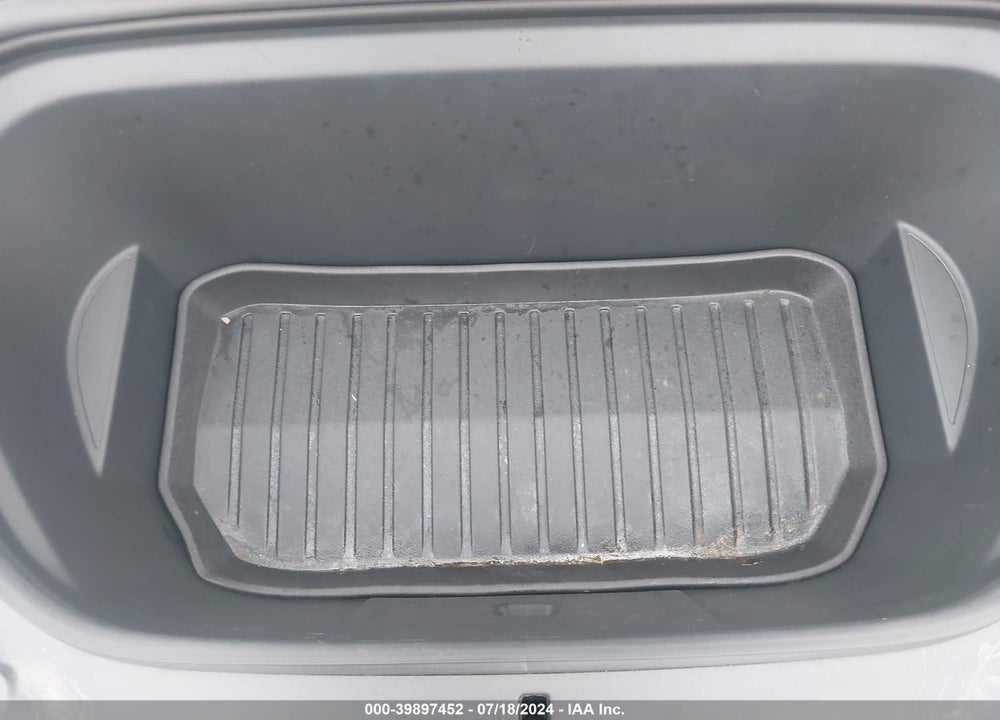 2021 TESLA MODEL Y LONG RANGE DUAL MOTOR ALL-WHEEL DRIVE VIN: 5YJYGDEE4MF196428
