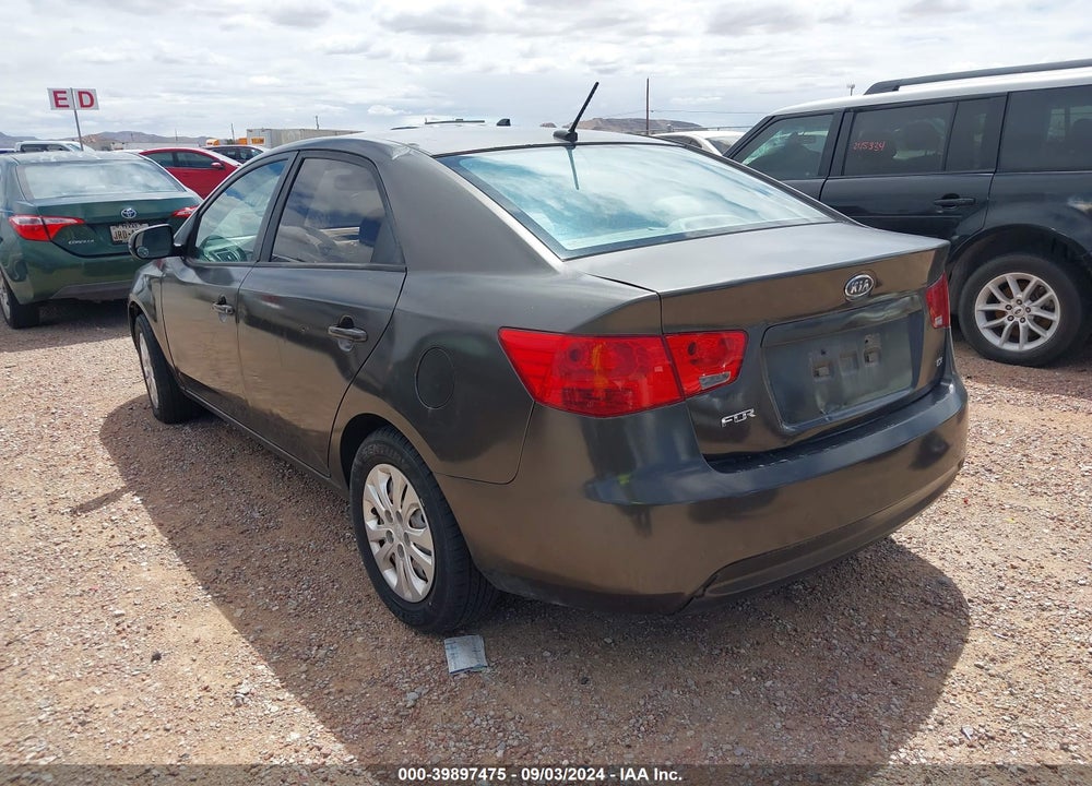 2011 KIA FORTE EX VIN: KNAFU4A29B5423801
