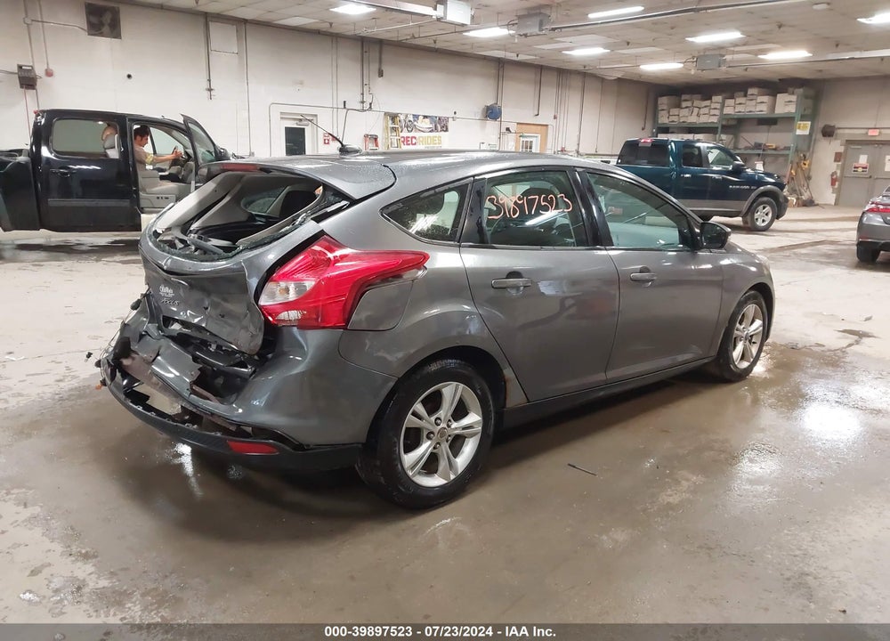 2013 FORD FOCUS SE VIN: 1FADP3K22DL206380
