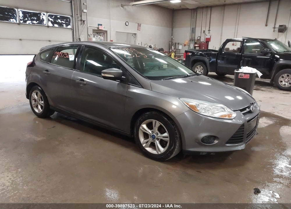 2013 FORD FOCUS SE VIN: 1FADP3K22DL206380