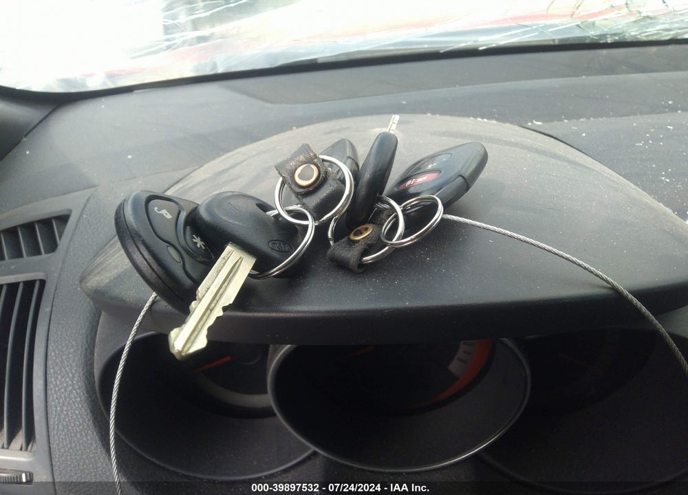 2011 KIA FORTE KOUP SX VIN: KNAFW6A36B5408073