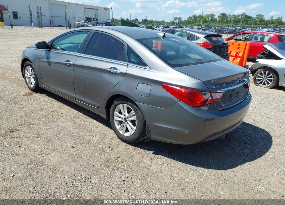 2013 HYUNDAI SONATA GLS VIN: 5NPEB4AC9DH664774