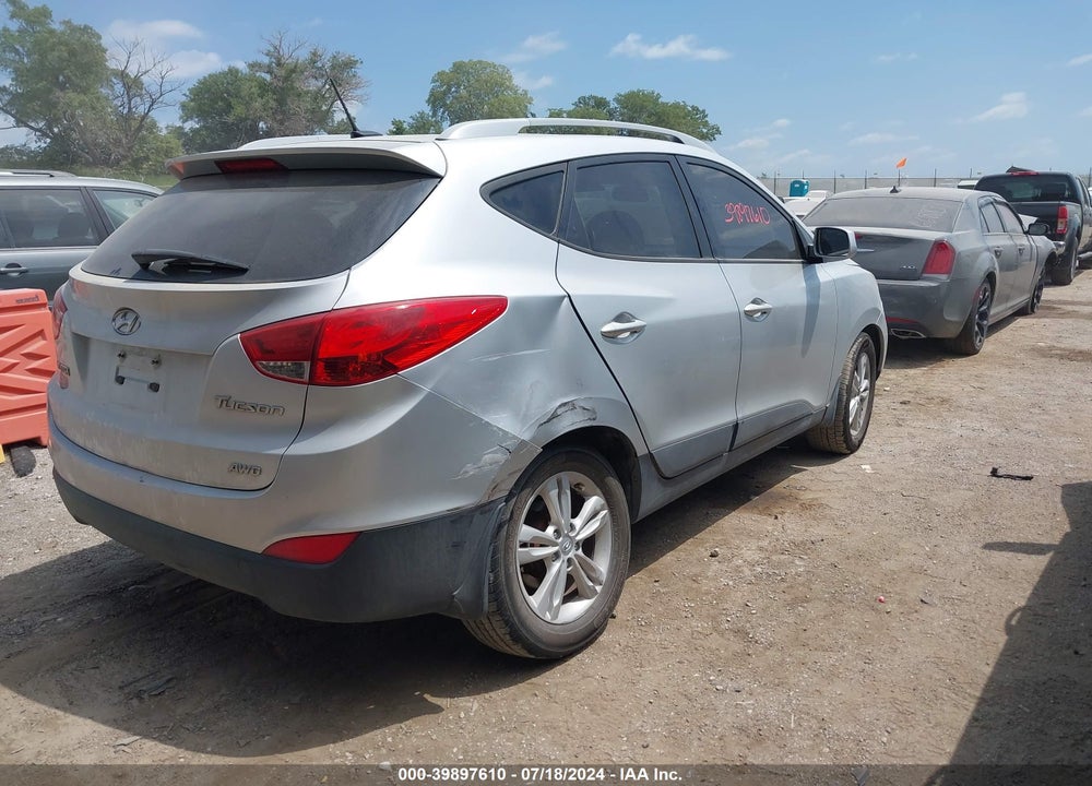 2011 HYUNDAI TUCSON GLS VIN: KM8JUCAC6BU171443