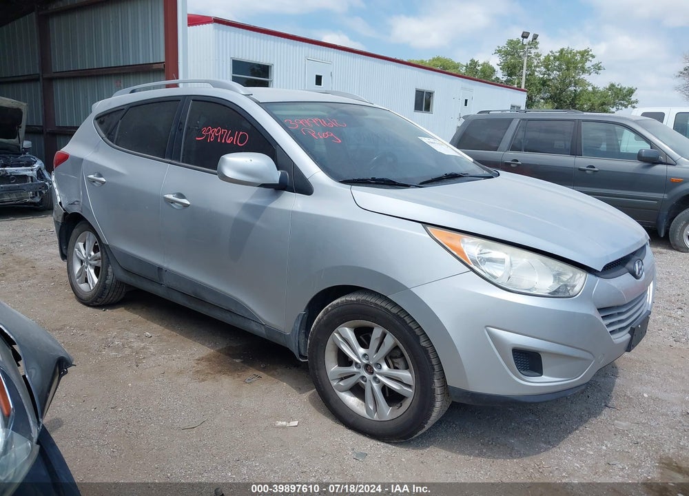 2011 HYUNDAI TUCSON GLS VIN: KM8JUCAC6BU171443