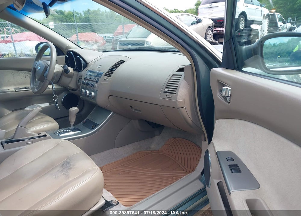 2005 NISSAN ALTIMA VIN: 1N4AL11D65C104930