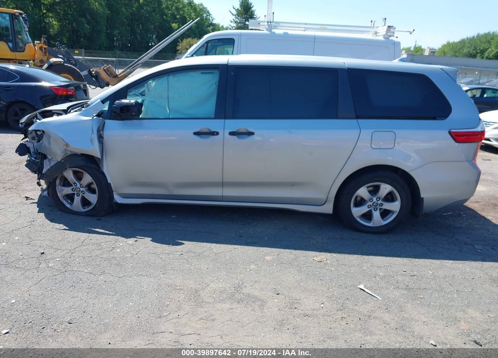 2019 TOYOTA SIENNA L 7 PASSENGER VIN: 5TDZZ3DC4KS003826
