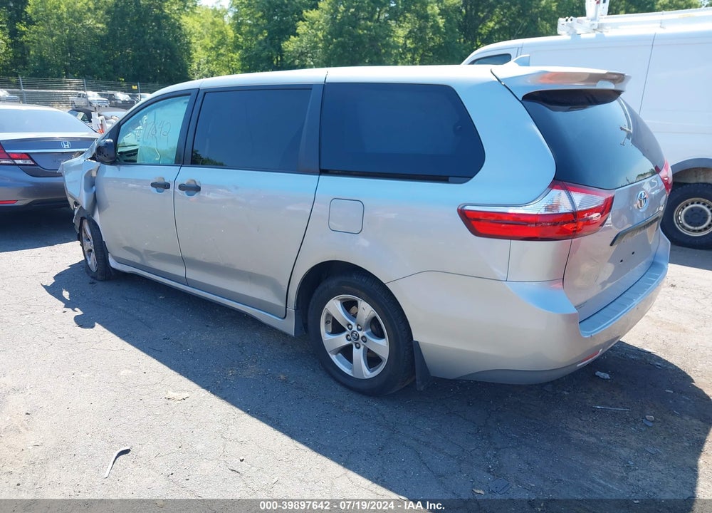 2019 TOYOTA SIENNA L 7 PASSENGER VIN: 5TDZZ3DC4KS003826