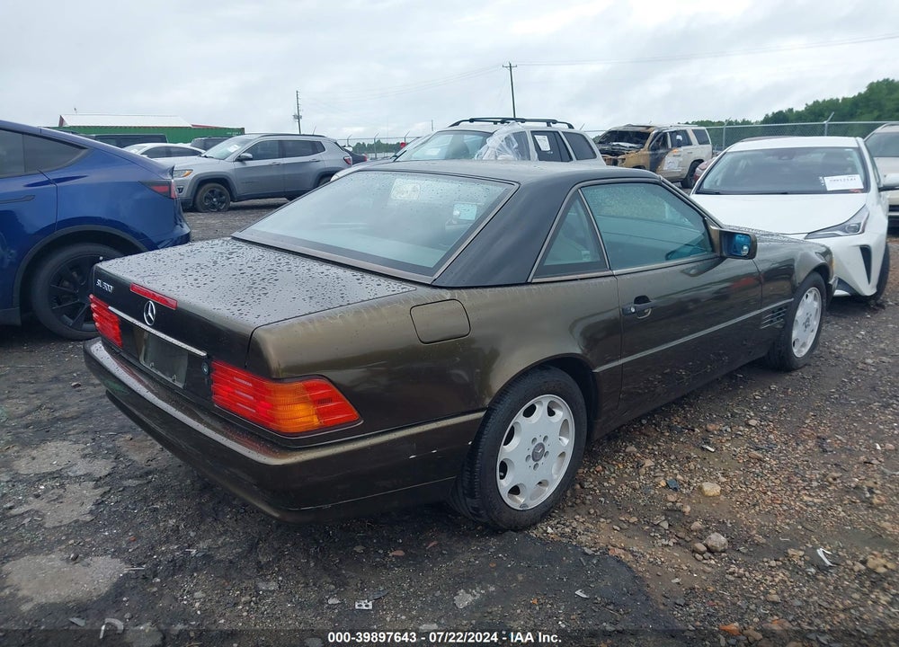 1995 MERCEDES-BENZ SL 500 VIN: WDBFA67E4SF122595
