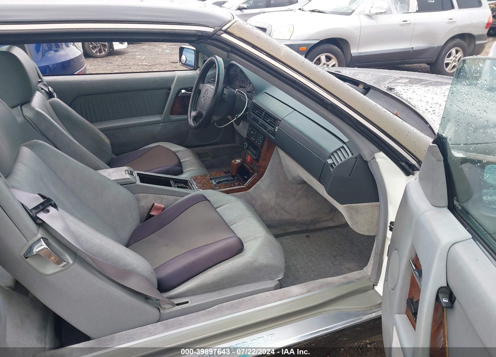1995 MERCEDES-BENZ SL 500 VIN: WDBFA67E4SF122595