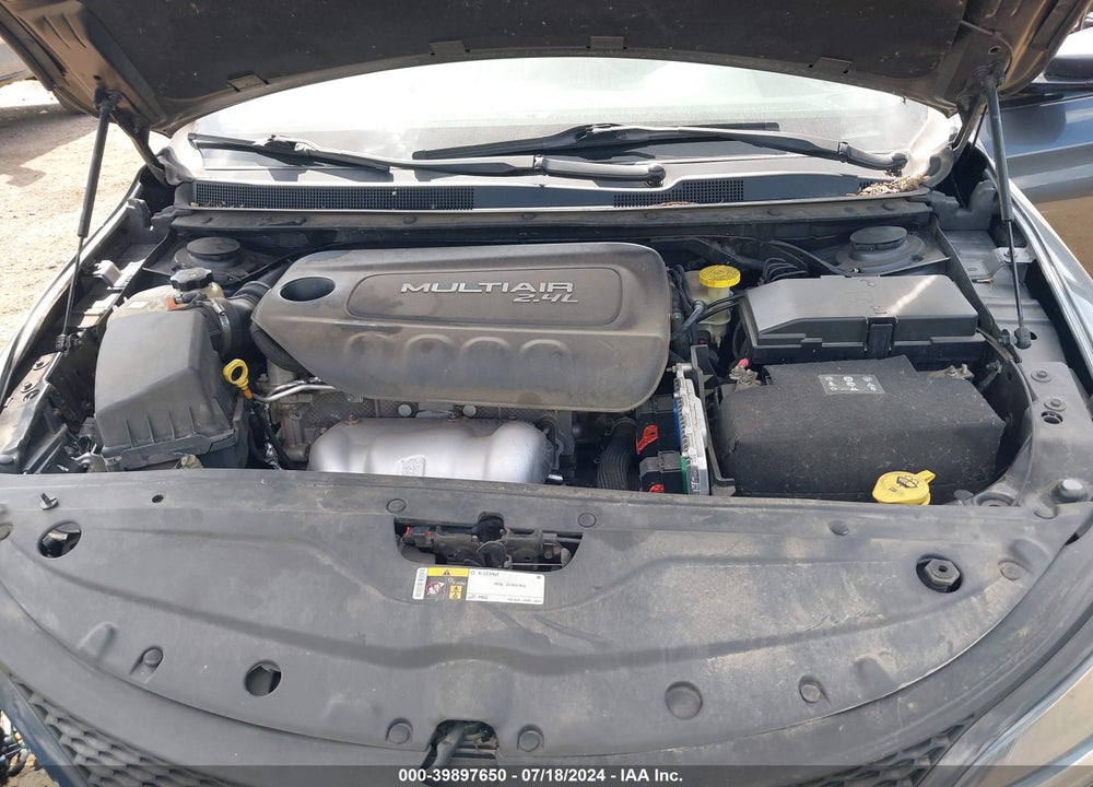 2016 CHRYSLER 200 S VIN: 1C3CCCBB1GN178635