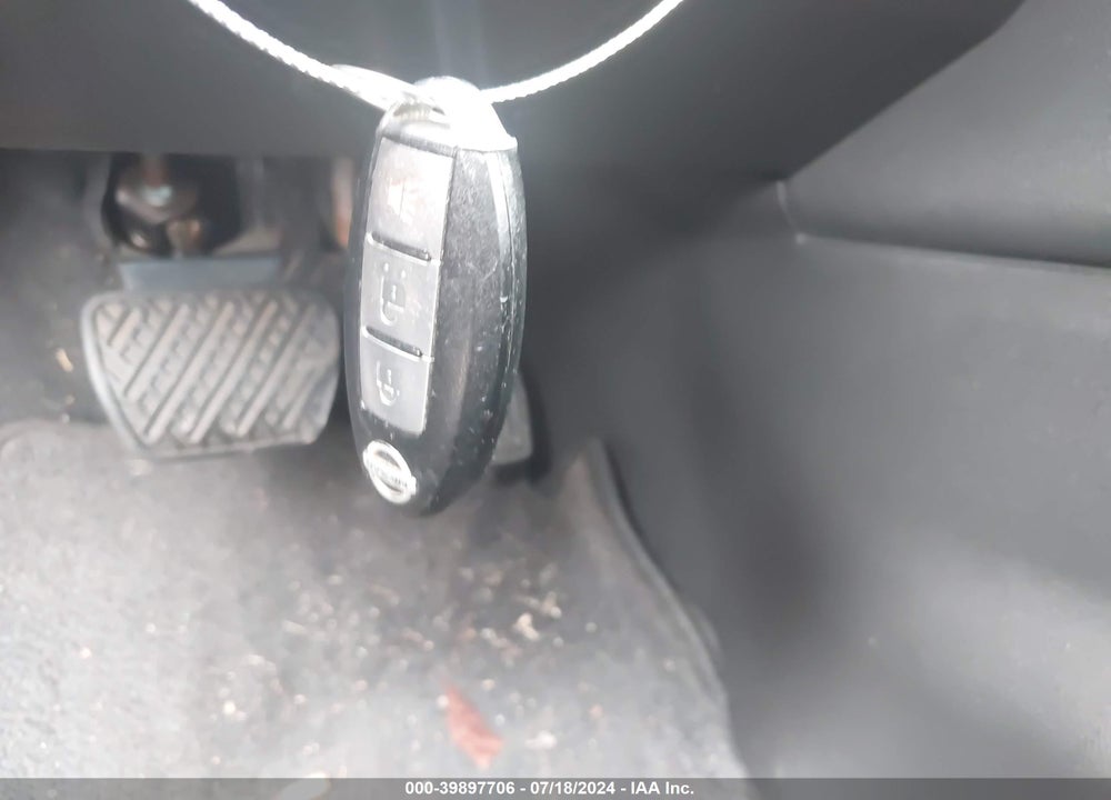 2010 NISSAN ROGUE SL VIN: JN8AS5MT0AW006965