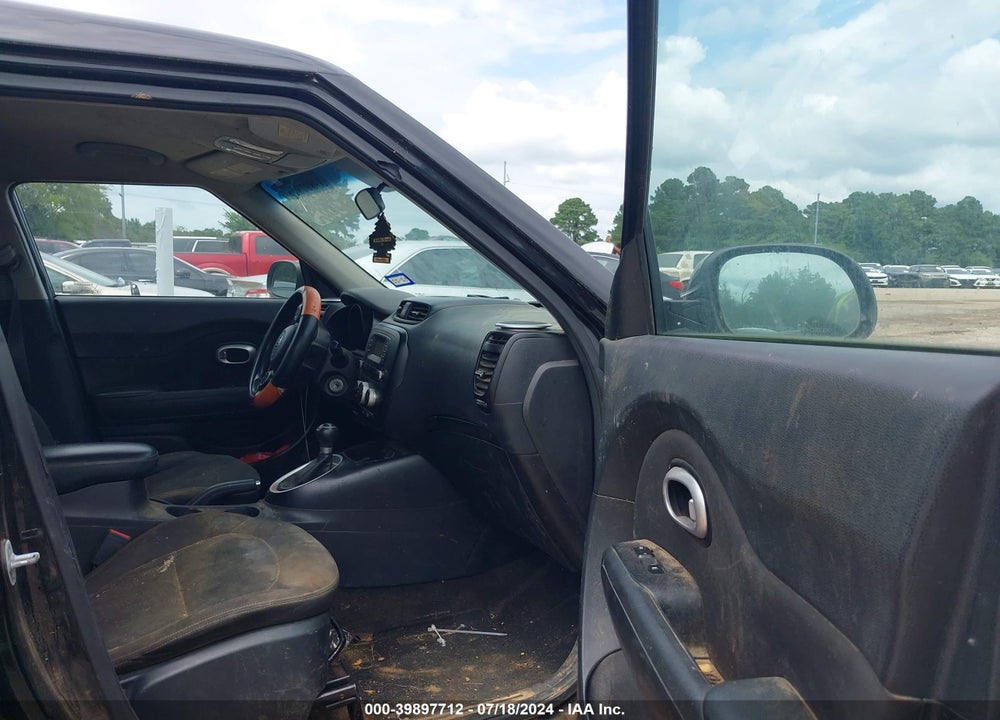 2014 KIA SOUL VIN: KNDJN2A24E7717811