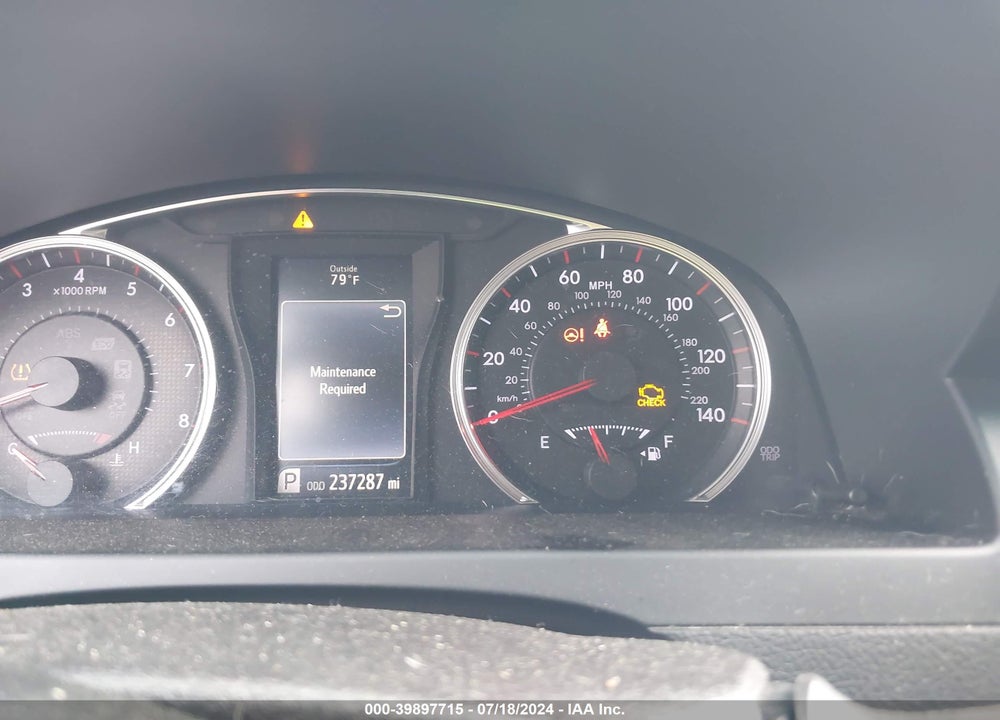 2016 TOYOTA CAMRY VIN: 4T1BF1FKXGU579552