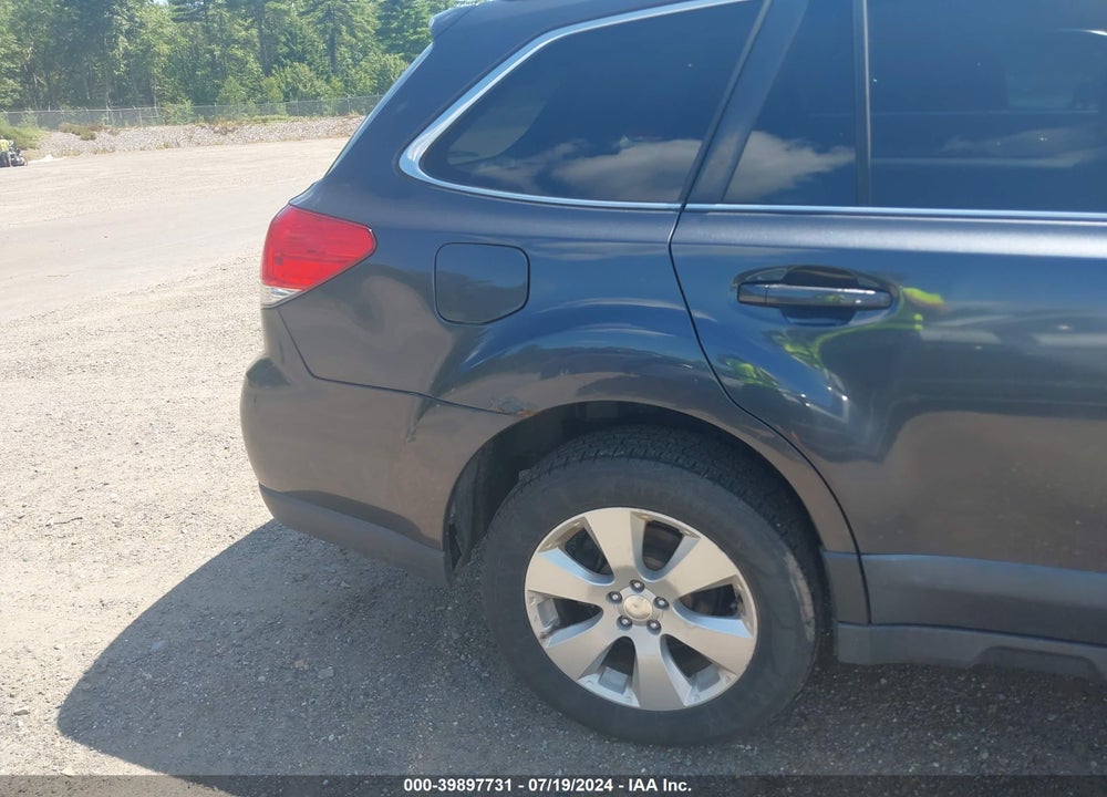 2011 SUBARU OUTBACK 2.5I LIMITED VIN: 4S4BRBKC6B3354264