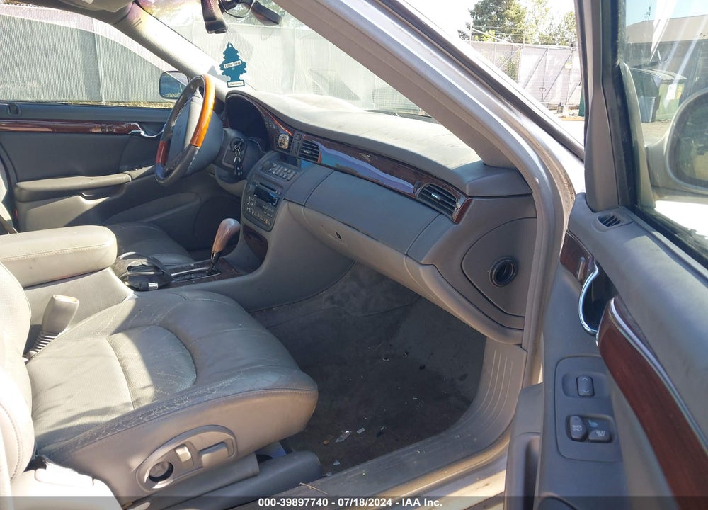 2001 CADILLAC DEVILLE DTS VIN: 1G6KF57921U248546