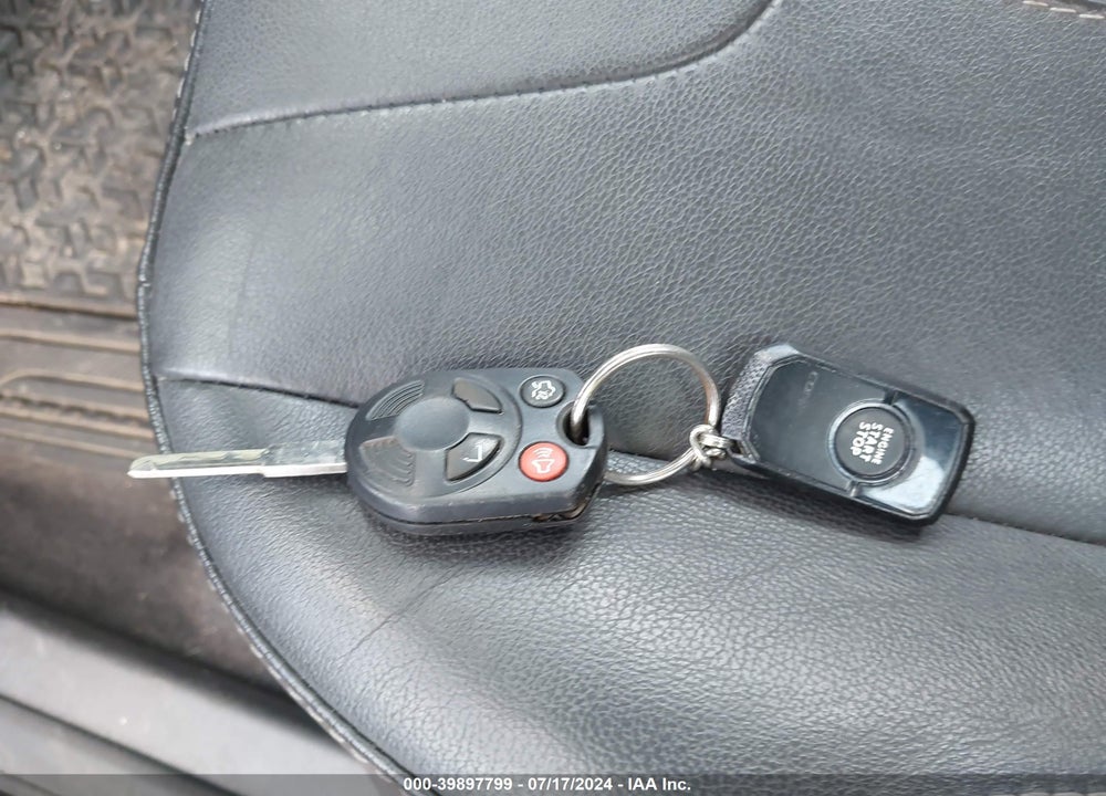 2014 FORD FOCUS SE VIN: 1FADP3K29EL258977