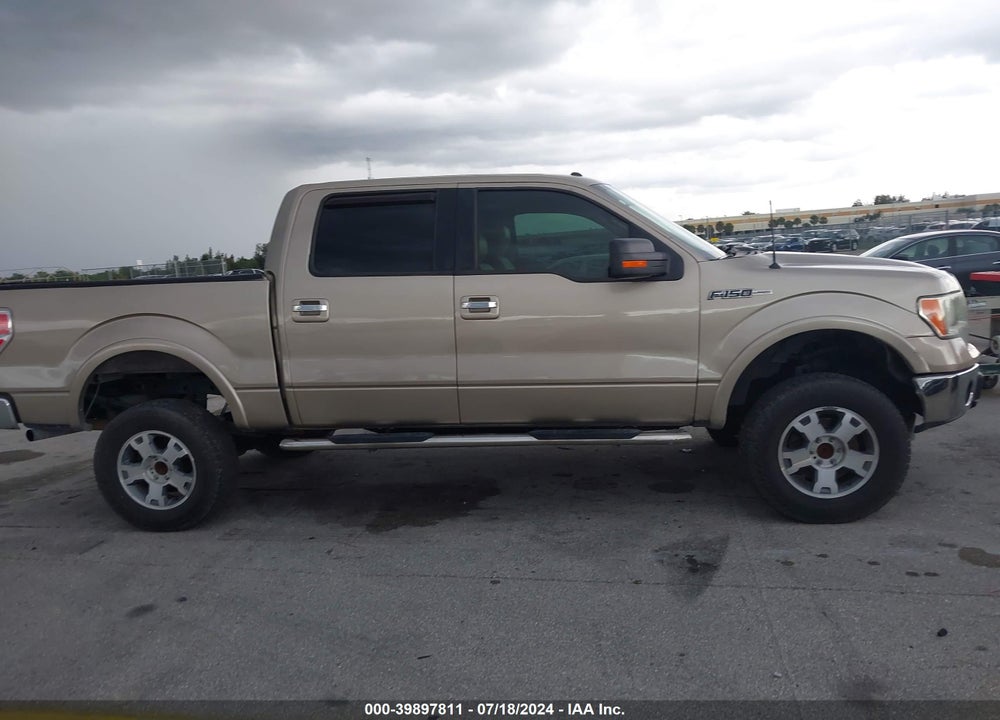 2012 FORD F-150 LARIAT VIN: 1FTFW1CT8CFA57388