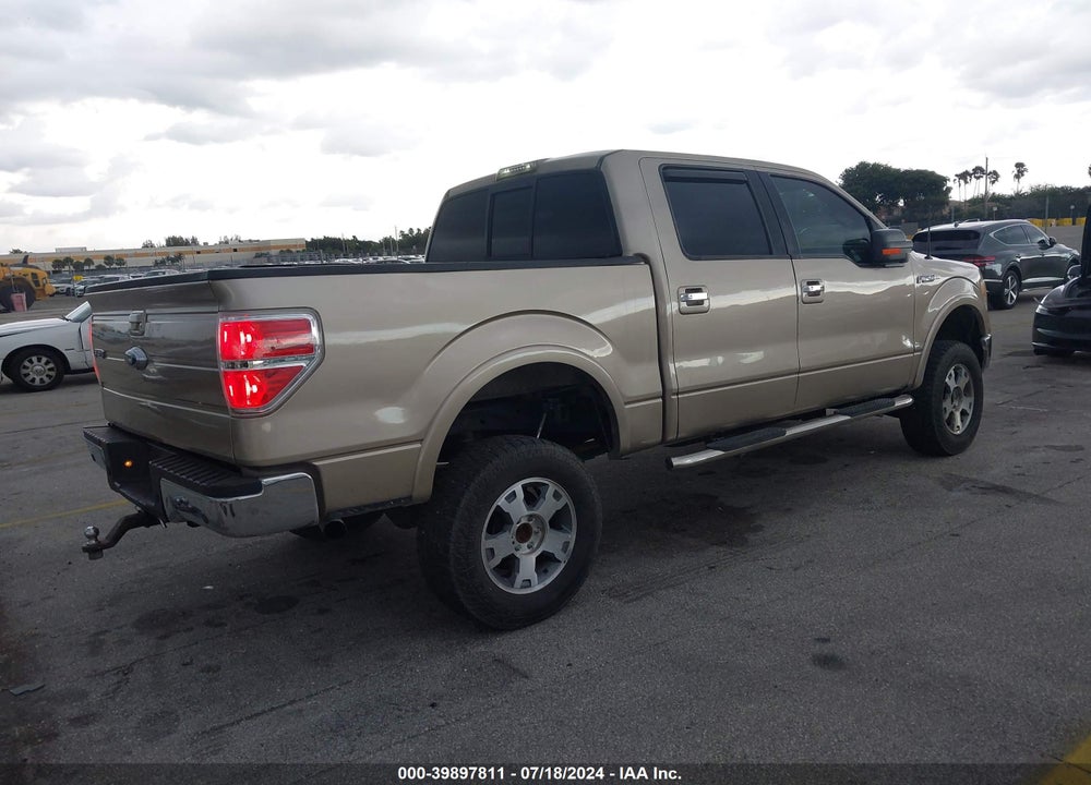 2012 FORD F-150 LARIAT VIN: 1FTFW1CT8CFA57388