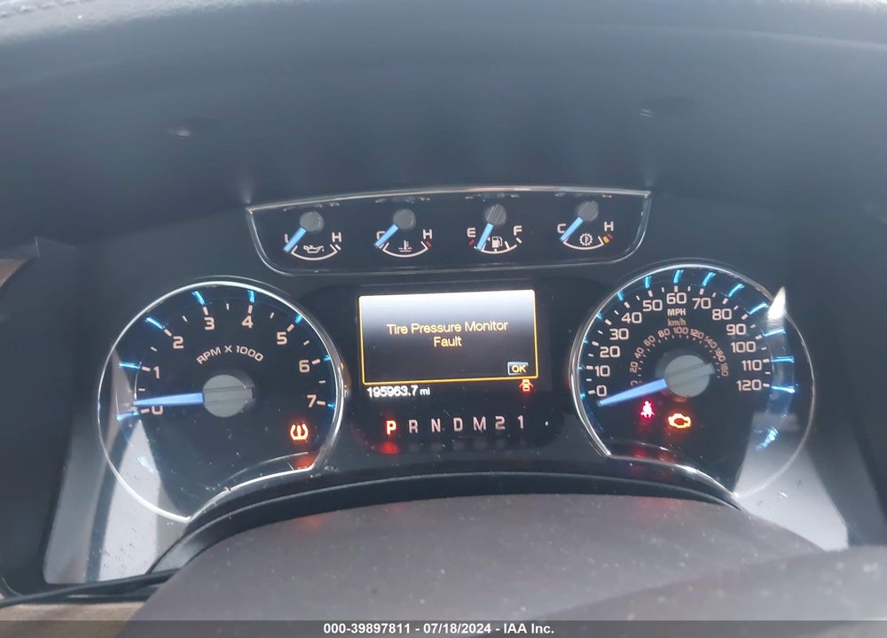 2012 FORD F-150 LARIAT VIN: 1FTFW1CT8CFA57388