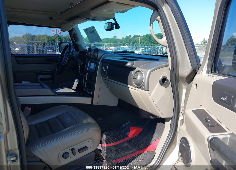 2003 HUMMER H2 VIN: 5GRGN23U83H143891