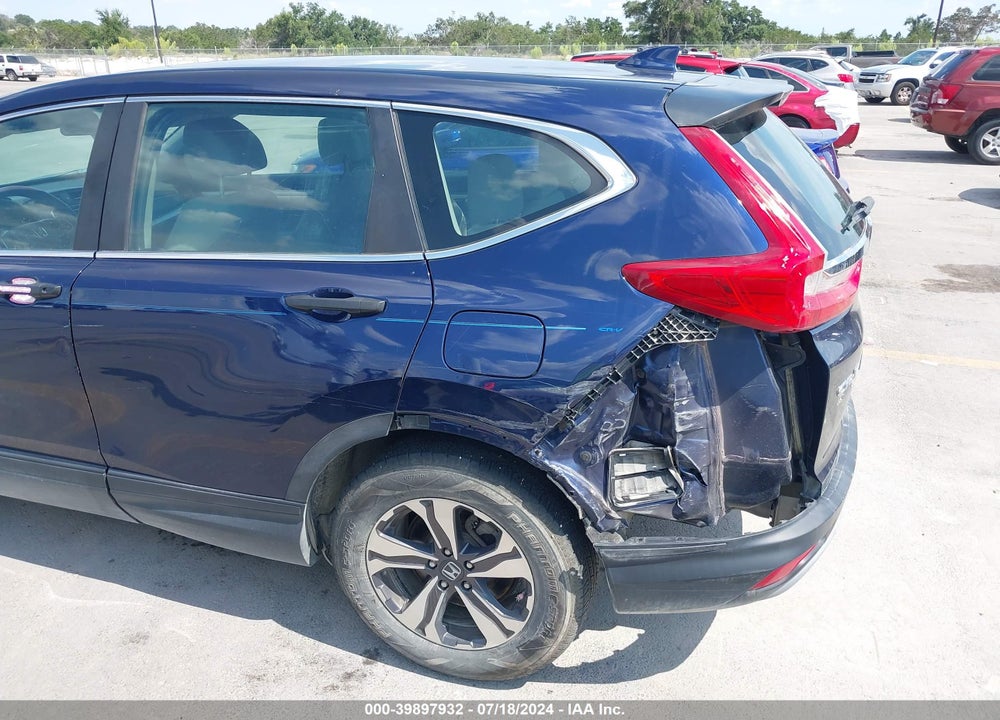 2017 HONDA CR-V LX VIN: 7FARW5H34HE002899