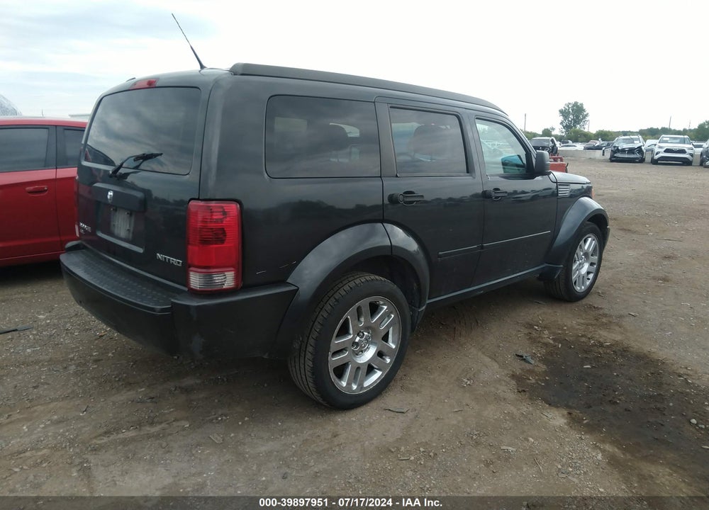 2011 DODGE NITRO HEAT VIN: 1D4PT4GX8BW500314